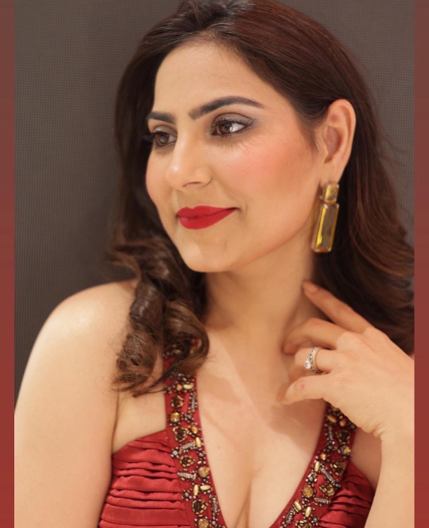 Sidhi Luthra 