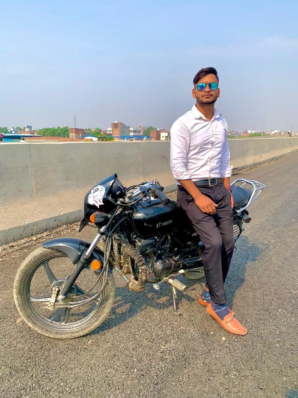 deepak-prajapati-findinfluencer-in