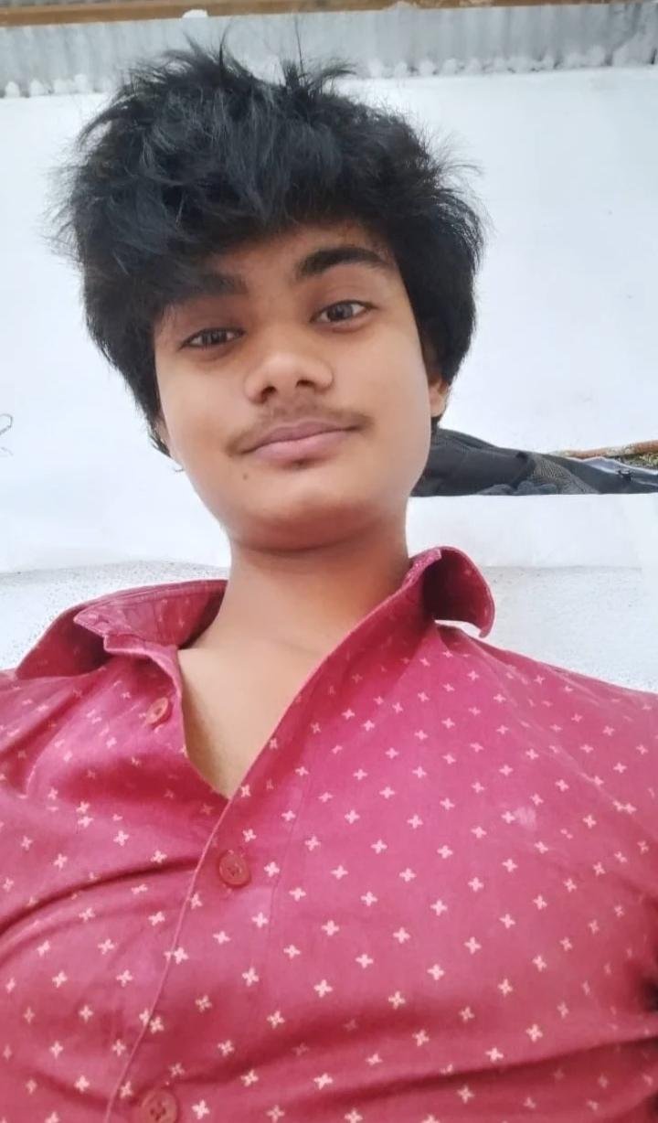 Shubham Prajapati 